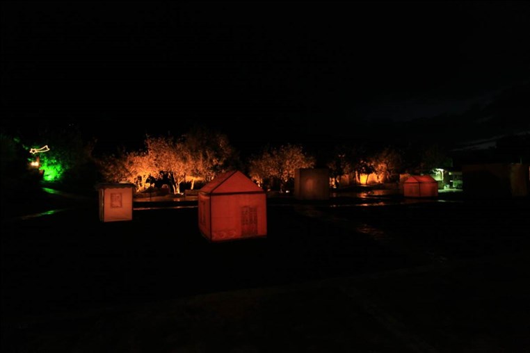 Arnaoon Christmas Village